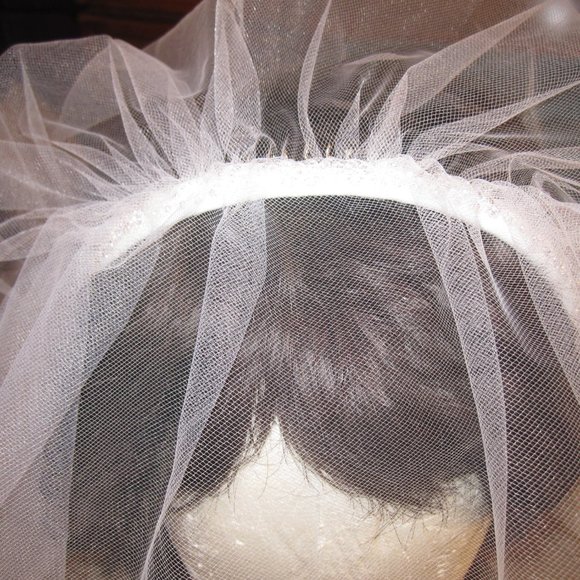 New Handmade White Wedding Veil with luxurious Swarovski Crystals main image 5